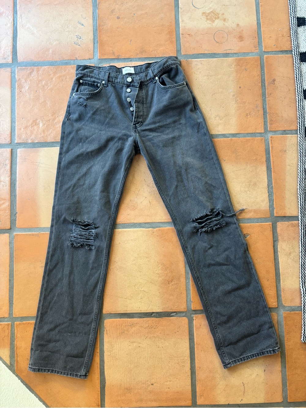 Mikuta Black distressed Straight leg baggy jeans. Size 27
